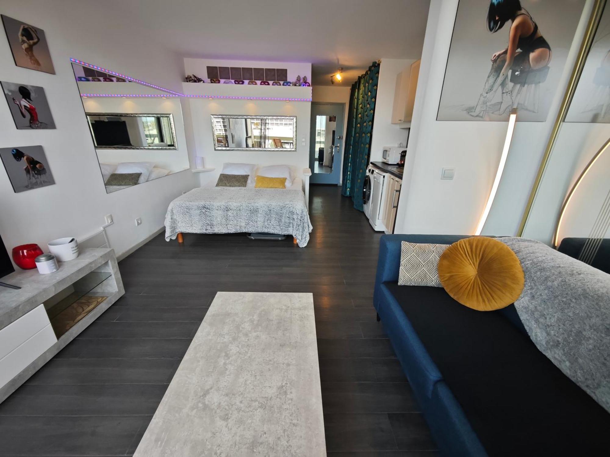Studio Village Naturiste Resille แอกด์ ภายนอก รูปภาพ